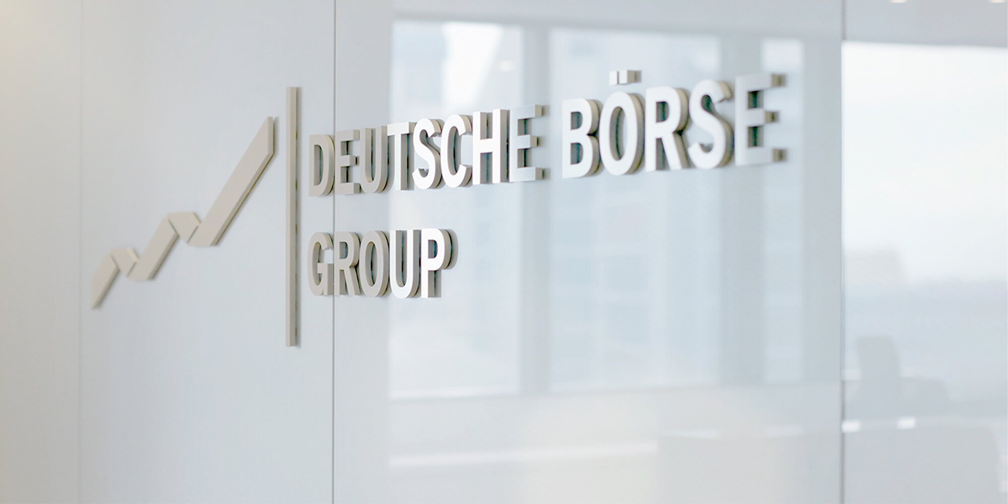 Deutsche Börse Aktienanalyse — vom Aktienboom doppelt profitieren und Ordergebühren zehnfach zurückholen