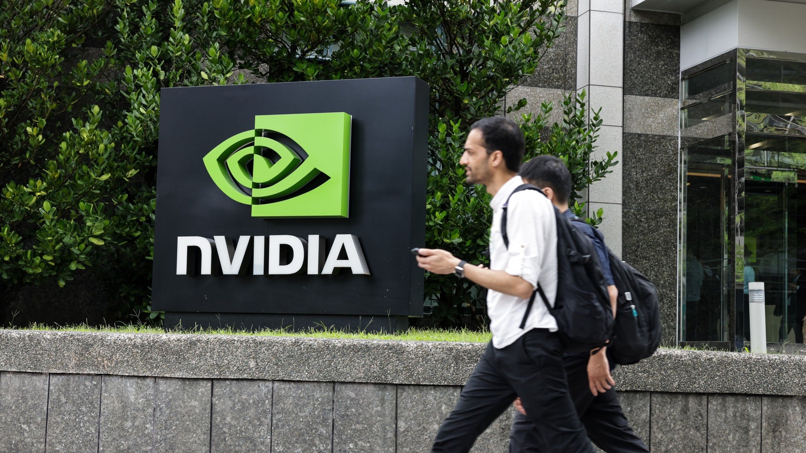 Nvidia Aktienanalyse Update: 96 Mrd. USD Quartalsumsatz, Rubin in Vollproduktion — und die Börse gähnt